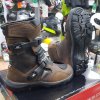 botas forma adventure low marron 1.jpg
