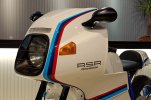 r100rs-mi-11.jpg