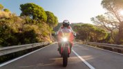 2024-Yamaha-XS850GP-EU-Legend_Red-Action-006-03.jpg