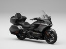 Honda-Goldwing-Tour-2024-Gris-Heavy-Metalizado-1-1024x768.jpg