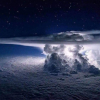Santiago Borja fotografió esta tormenta de cumulonimbos mientras sobrevolaba el Océano Pacífico..png