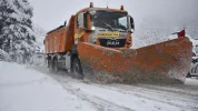 europapress-3497128-camion-quitanieves-despeja-carretera-pirineo-aragones-huesca-aragon-espana.webp