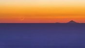 puesta-de-la-luna-junto-al-teide_1_766x440.jpeg
