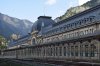 Vista_general_de_la_façana_de_l'Estació_Internacional_de_Canfranc_01.JPG