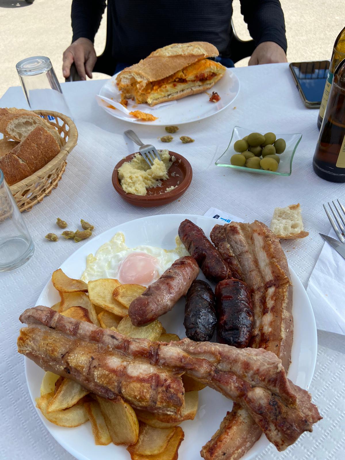 almuerzo motero en hortuna