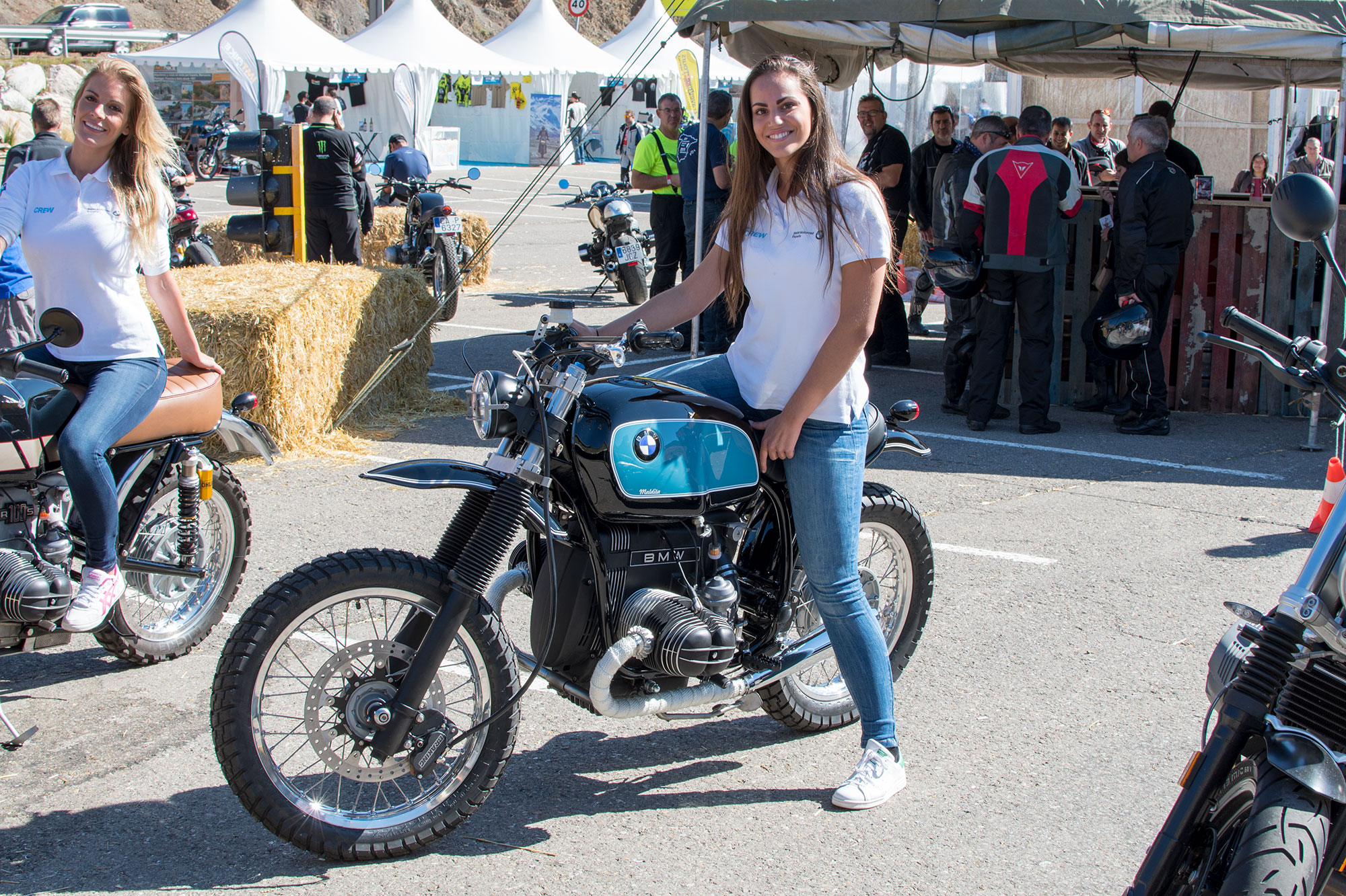 Black Motorcycles "Maldita" Scrambler BMW RIDERS