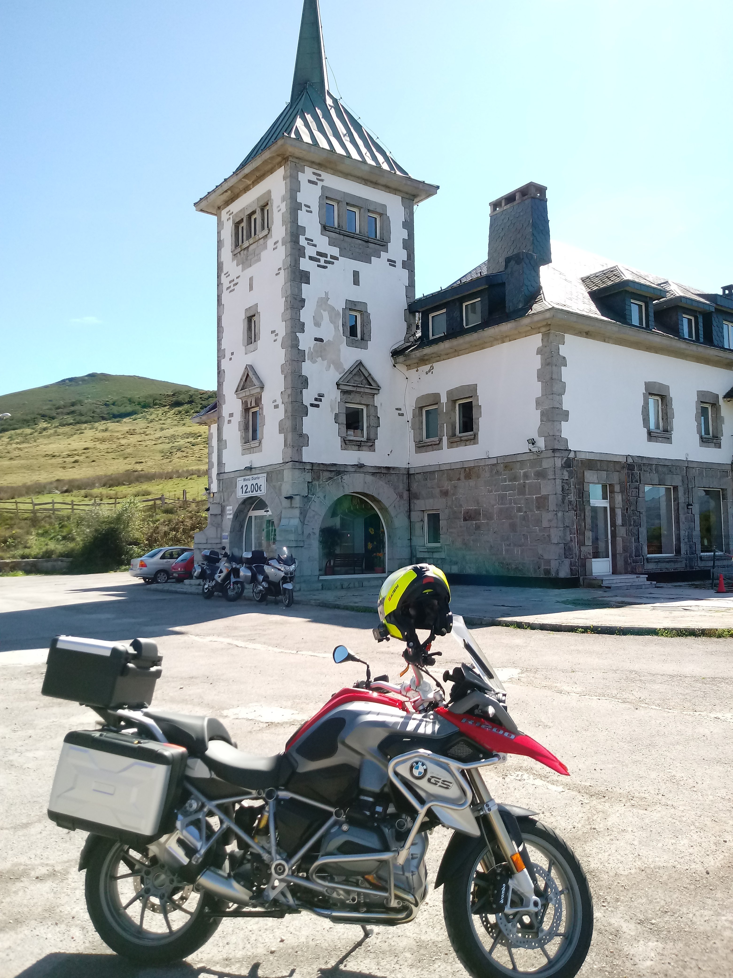 El Parador de Pajares - ASTURIAS