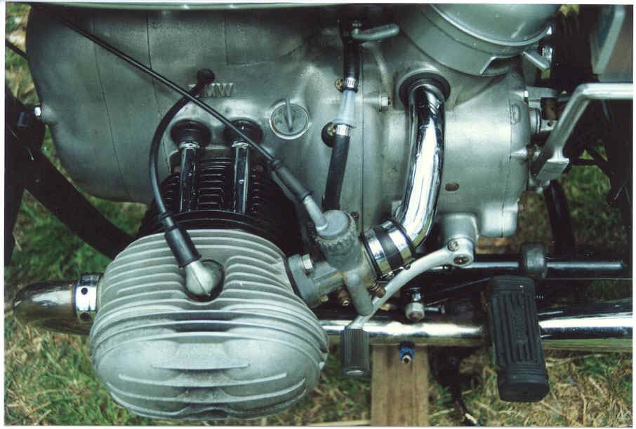 Detalle motor R69 del año 1956.