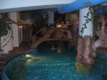 De relax en la piscina de nuestro hotel en Canazei - Dolomitas