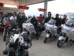 27-11-04 Grupo en gasolinera Tuéjar