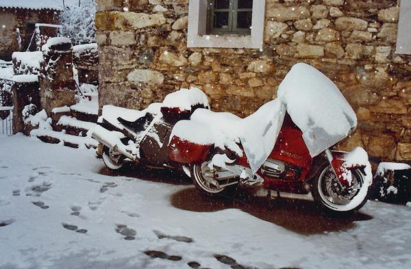Nieve en Genestoso (Asturias 2001)