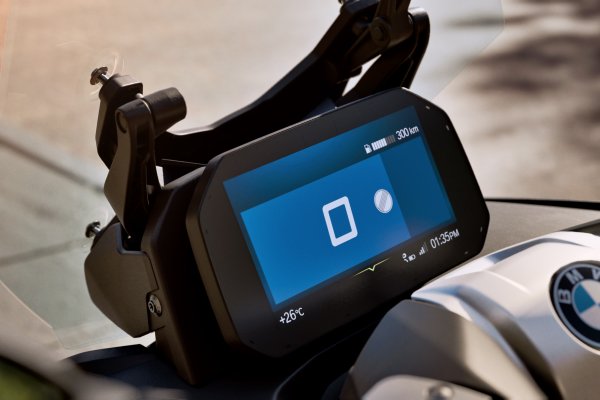 El cuadro de instrumentos es muy completo