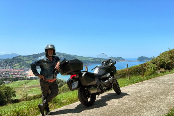 Fardando con Zarautz y Guetaria al fondo